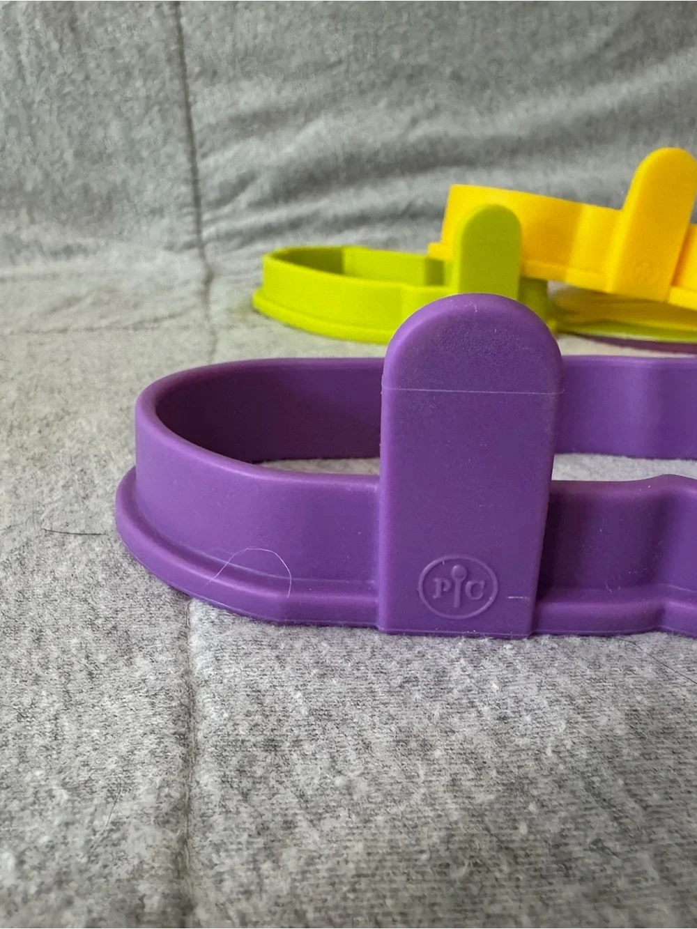 Pampered Chef Toy Story Pancake Silicone Molds- Buzz Woody, & Alien